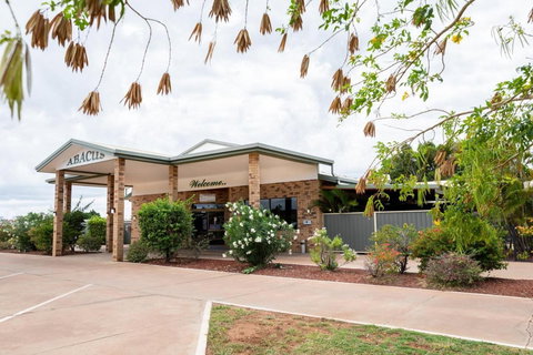 Abacus Motel Mount Isa - VIC Tourism 0