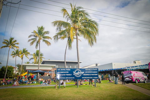 Mackay Seabreeze Apartments - VIC Tourism 1