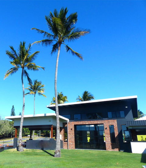Mackay Seabreeze Apartments - VIC Tourism 2