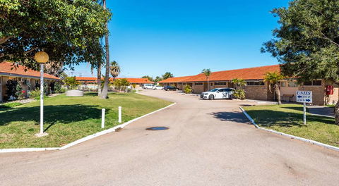 Hospitality Carnarvon, SureStay By BW - VIC Tourism 0