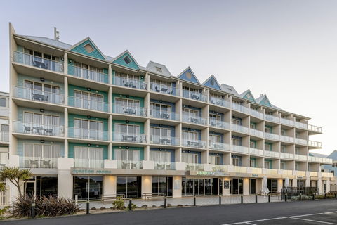 Lady Bay Resort - VIC Tourism 0
