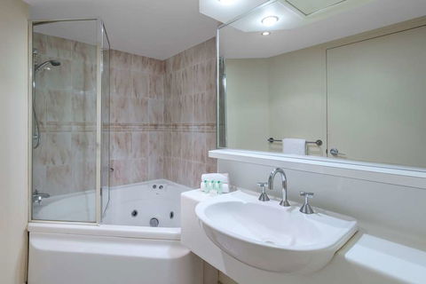Nesuto Pennant Hills Sydney Apt Hotel - VIC Tourism 6