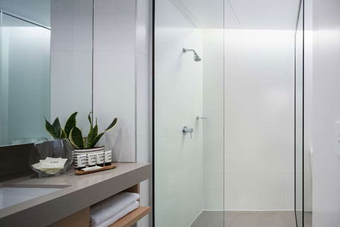 Atura Dandenong - VIC Tourism 5