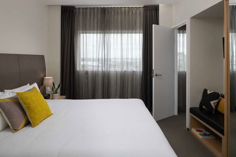 Atura Dandenong - VIC Tourism 12