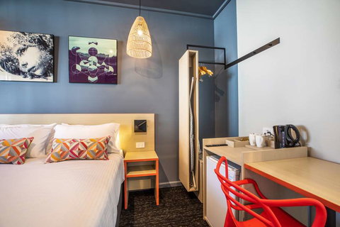 Monash Hotel - VIC Tourism 3
