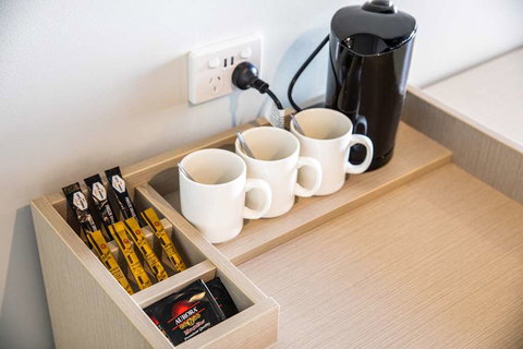 Monash Hotel - VIC Tourism 12