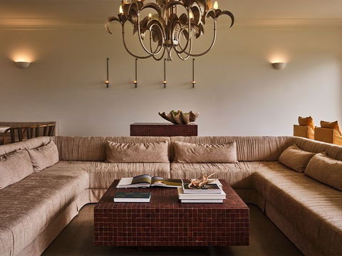 Lindenwarrah Hotel - VIC Tourism 4