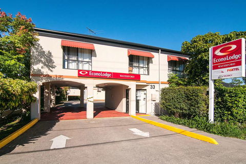 Econo Lodge Waterford - VIC Tourism 0