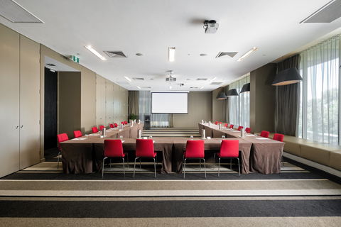Fraser Suites Perth - VIC Tourism 11