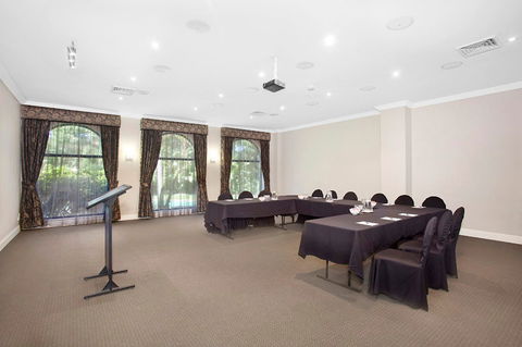 Checkers Resort & Conference Centre - VIC Tourism 4