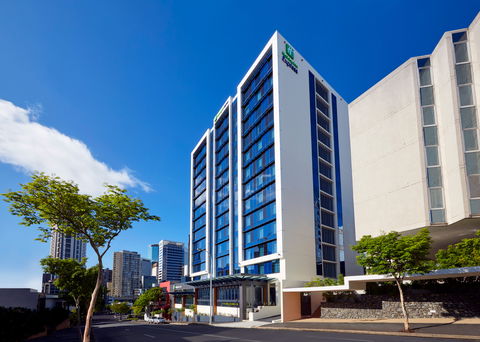 Holiday Inn Express Brisbane Central - VIC Tourism 0