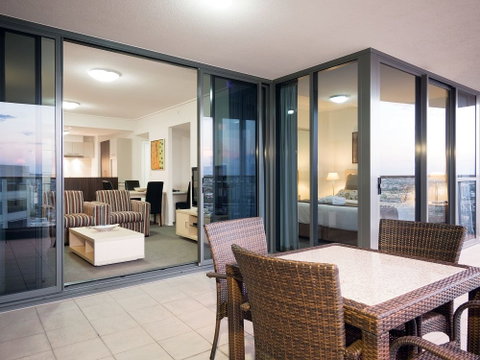Oaks Aurora - VIC Tourism 2