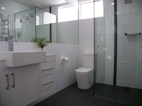 Hamilton Lonsdale Motel - VIC Tourism 1