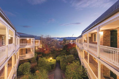 Adina Serviced Apts Canberra Kingston - VIC Tourism 2