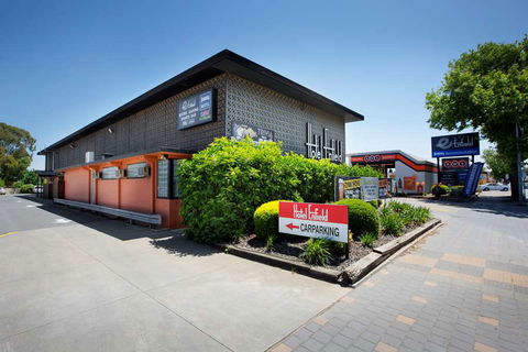 Enfield Hotel - VIC Tourism 0