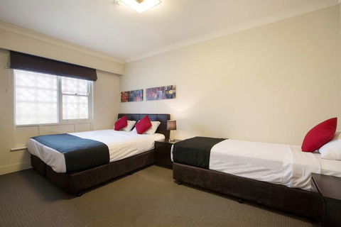 Enfield Hotel - VIC Tourism 1