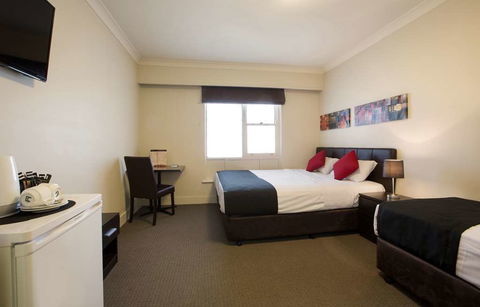 Enfield Hotel - VIC Tourism 2