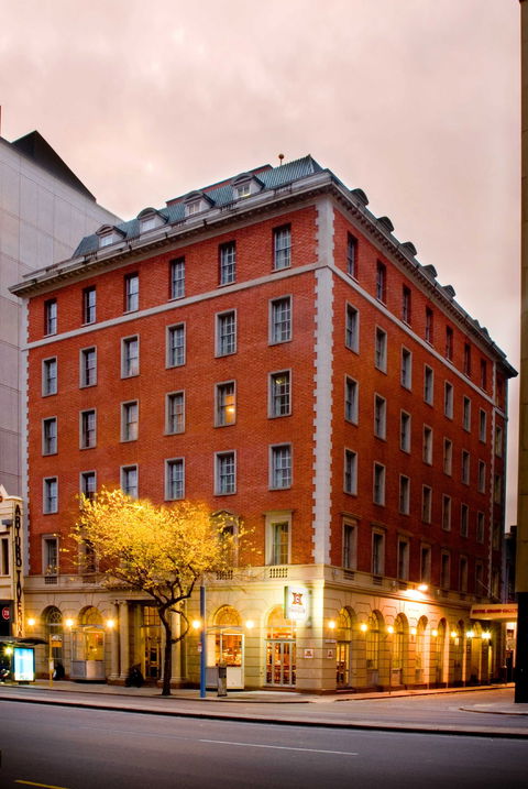 Hotel Grand Chancellor On Currie - VIC Tourism 0