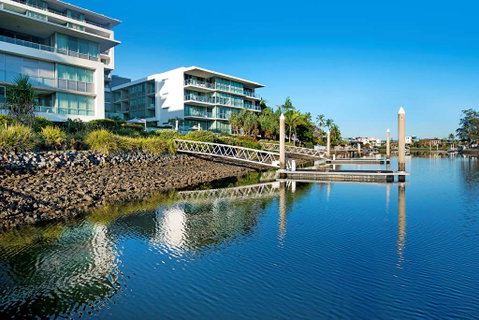 ULTIQA Freshwater Point Resort - VIC Tourism 0
