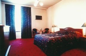 Hotel Adelaide International - VIC Tourism 1