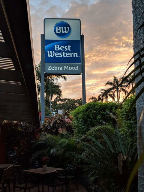 Best Western Zebra Motel - VIC Tourism 0