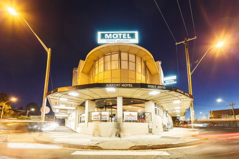 Airport Hotel Sydney - VIC Tourism 8