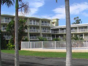 Cabarita Lake Apartments - VIC Tourism 0