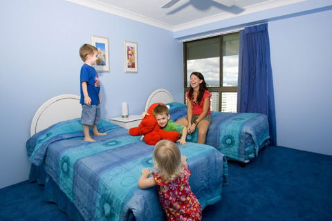 Gemini Court Holiday Apartments - VIC Tourism 4