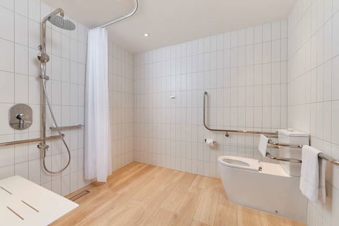 Hilton Garden Inn Albany - VIC Tourism 5