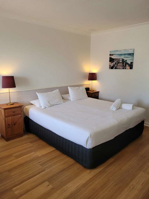 SureStay by BW The Clarence on Melville - VIC Tourism 2