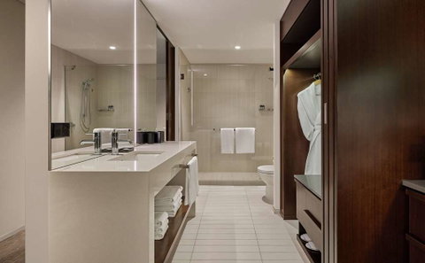 Hyatt Regency Brisbane - VIC Tourism 2
