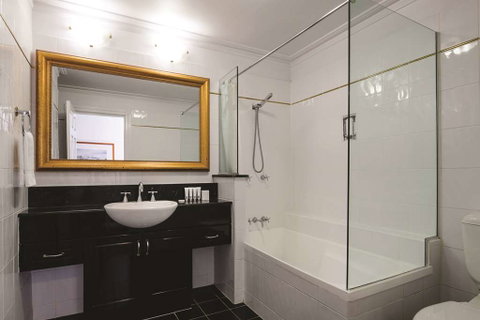 Adina Apartment Hotel Anzac Square - VIC Tourism 6