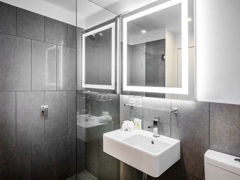 Ibis Styles Brisbane Elizabeth Street - VIC Tourism 5