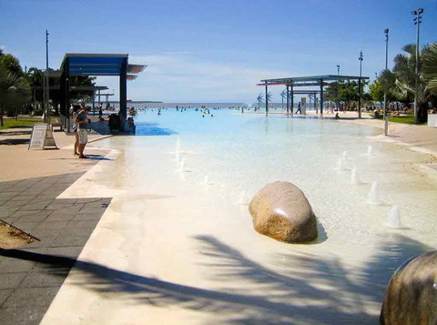Sebel Cairns Harbour Lights - VIC Tourism 17
