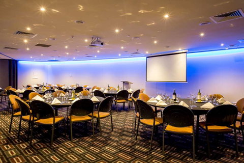 DoubleTree by Hilton Cairns - VIC Tourism 12