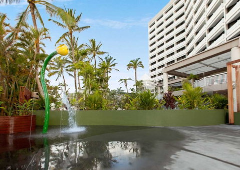 Rydges Esplanade Resort Cairns - VIC Tourism 1
