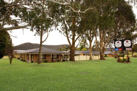 Zig Zag Motel - VIC Tourism 0