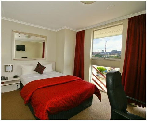 Isa Hotel - VIC Tourism 2