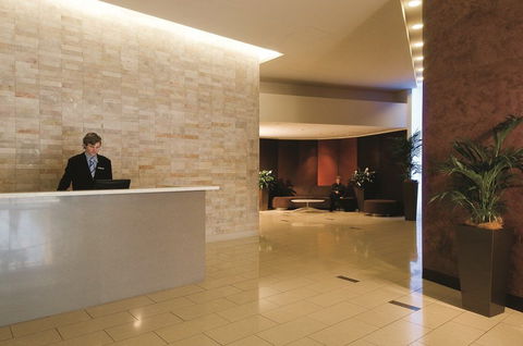 Oaks Casino Towers - VIC Tourism 1