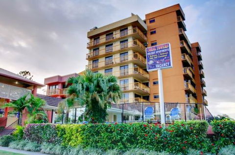 Coral Towers Holiday Apartments - VIC Tourism 0