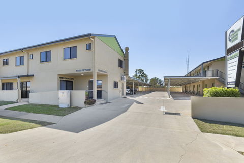 Blackwater Central Motel - VIC Tourism 0