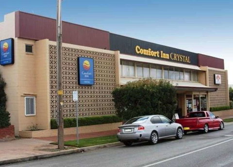 Comfort Inn Crystal - VIC Tourism 0