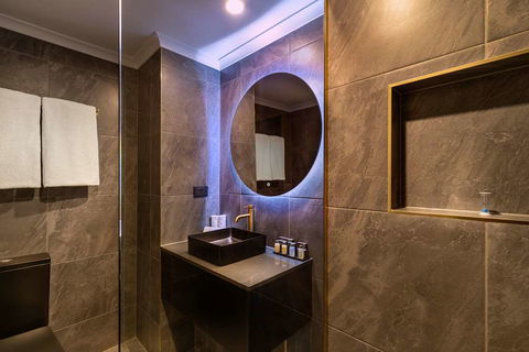 Batman's Hill on Collins - VIC Tourism 2