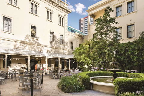 Adina Apartment Hotel Adelaide Treasury - VIC Tourism 1