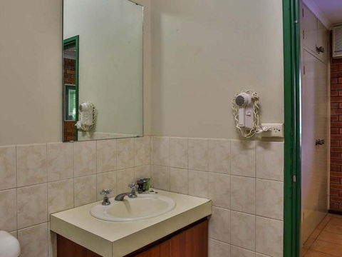 Bayside Holiday Apartments - VIC Tourism 2