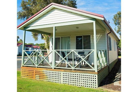 Discovery Parks Koombana Bay - VIC Tourism 0
