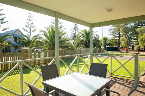 Discovery Parks Koombana Bay - VIC Tourism 1