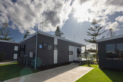 Discovery Parks Koombana Bay - VIC Tourism 2