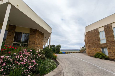Best Western Mill Park Motel - VIC Tourism 0