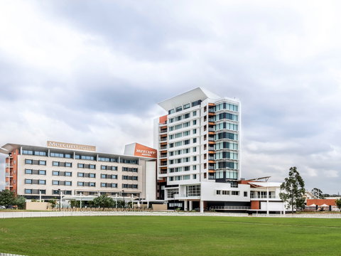 Mercure Sydney Liverpool - VIC Tourism 0